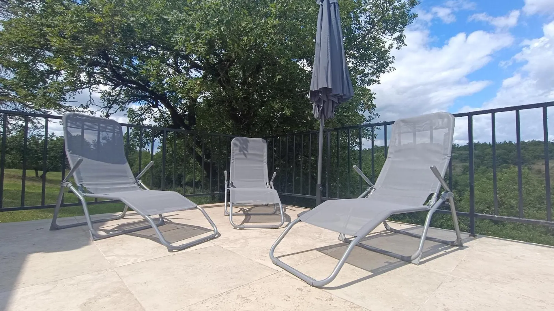 Сasa de vacaciones La Maison De Pejusclat Villeseque