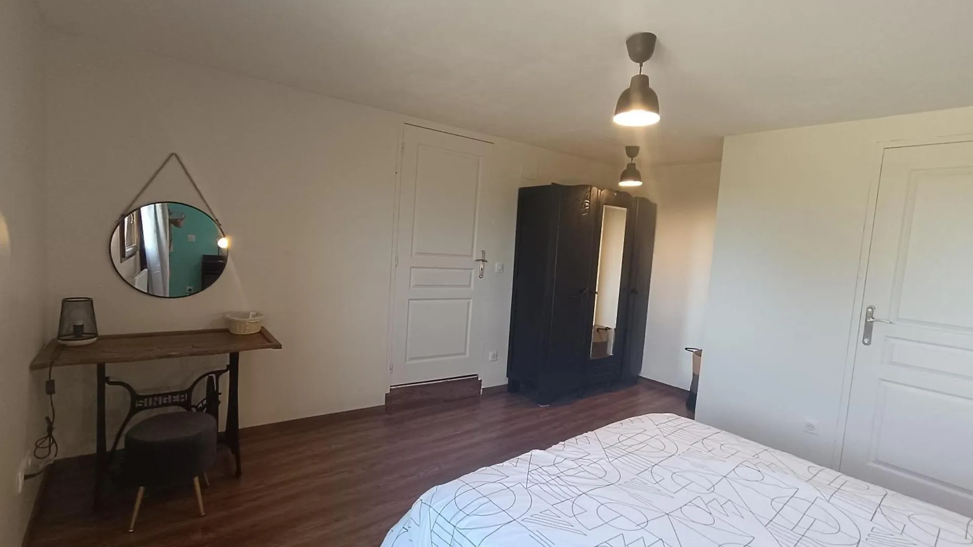 Сasa de vacaciones La Maison De Pejusclat Villeseque Francia